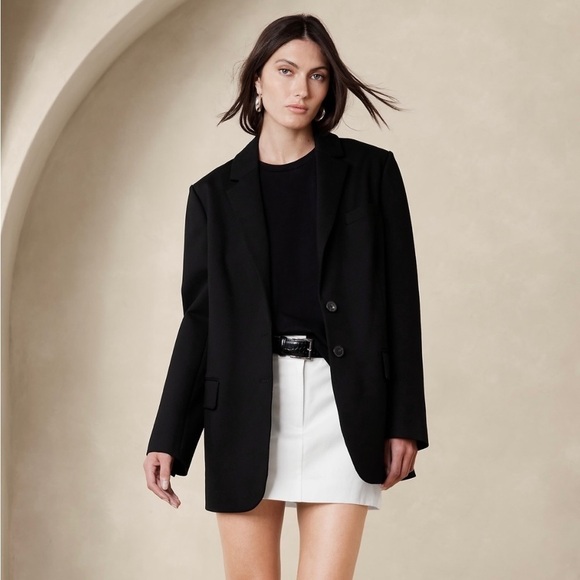 Banana Republic Jackets & Blazers - NWT! BANANA REPUBLIC BLACK RELAXED EVERYWHERE PONTE BLAZER - MULTIPLE SIZES💫